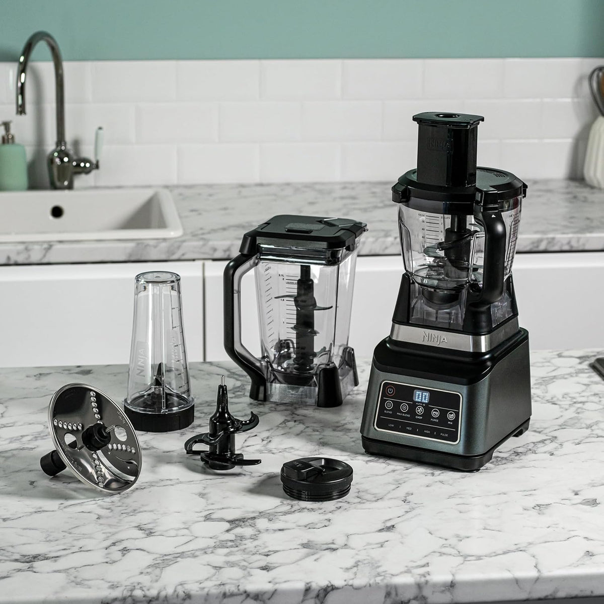 Ninja 3-in-1 Food Processor & Blender with Auto-iQ, Black BN800UK